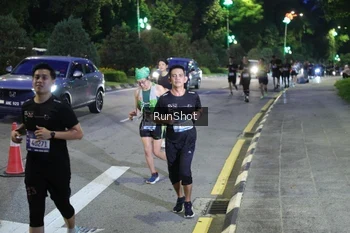 Runner Photo 4246499