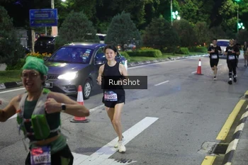 Runner Photo 4246510