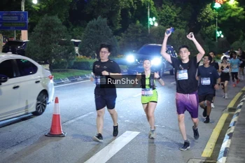 Runner Photo 4246534