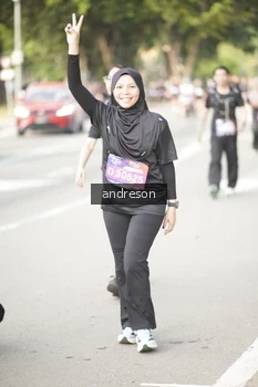 Runner Photo 4246535