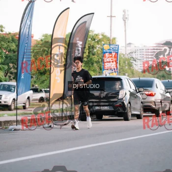 Runner Photo 424656