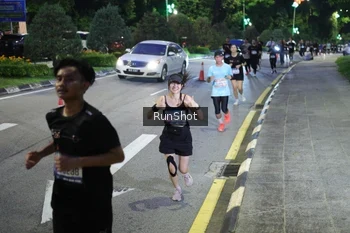 Runner Photo 4246578