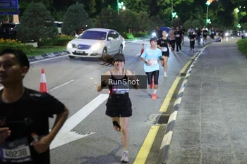 Runner Photo 4246579