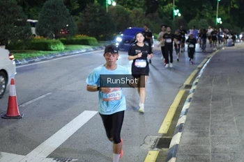 Runner Photo 4246580