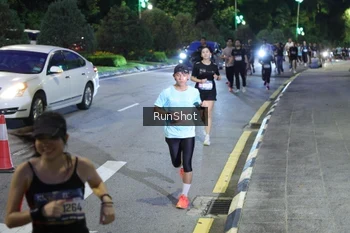 Runner Photo 4246584