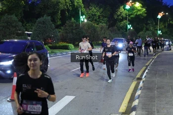 Runner Photo 4246597