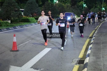 Runner Photo 4246601