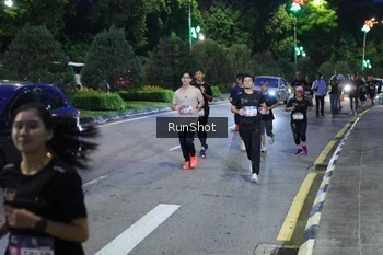 Runner Photo 4246608