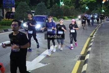 Runner Photo 4246615