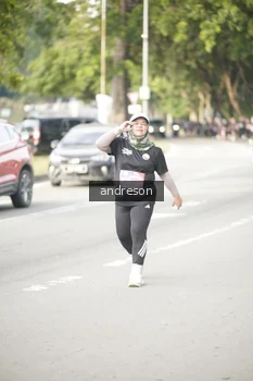 Runner Photo 4246618