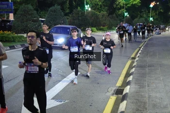 Runner Photo 4246619