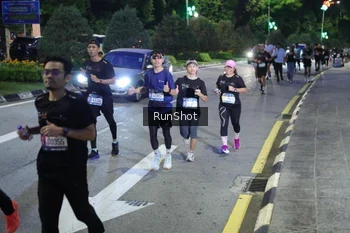 Runner Photo 4246628
