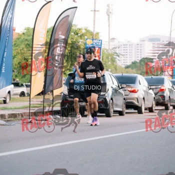 Runner Photo 424664