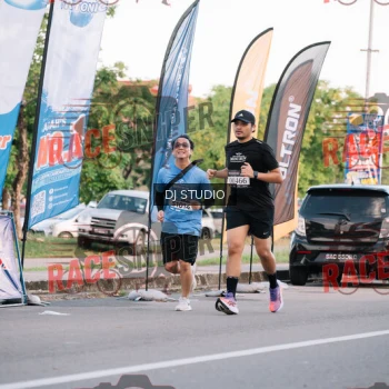 Runner Photo 424665