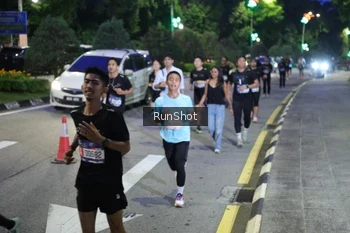 Runner Photo 4246684