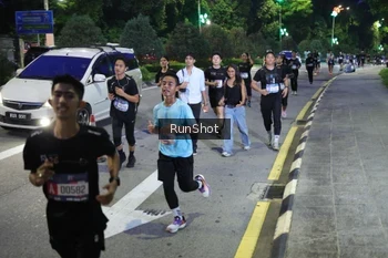 Runner Photo 4246687