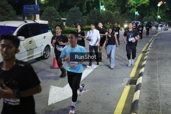 Runner Photo 4246689