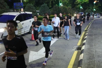 Runner Photo 4246690