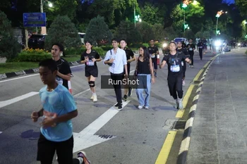 Runner Photo 4246695