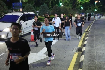 Runner Photo 4246701