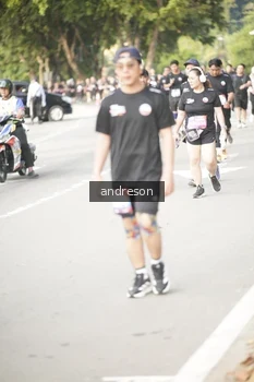 Runner Photo 4246706