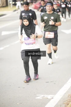 Runner Photo 4246751