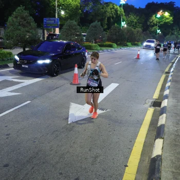 Runner Photo 4246811