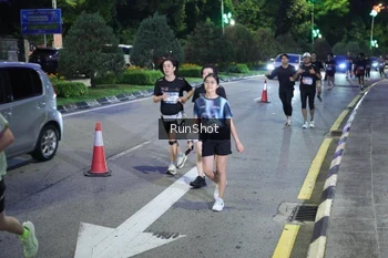 Runner Photo 4246839