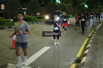 Runner Photo 4246840
