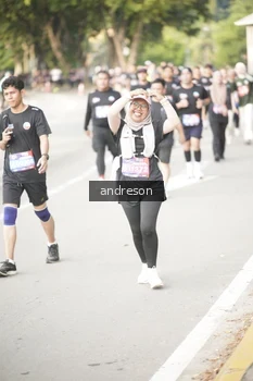 Runner Photo 4246849