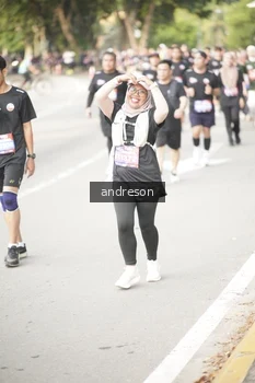 Runner Photo 4246866