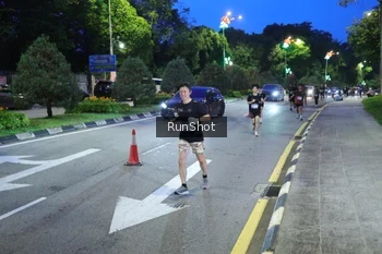 Runner Photo 4246867
