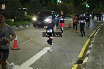 Runner Photo 4246879