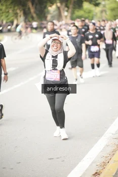 Runner Photo 4246893