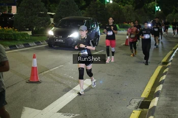Runner Photo 4246894