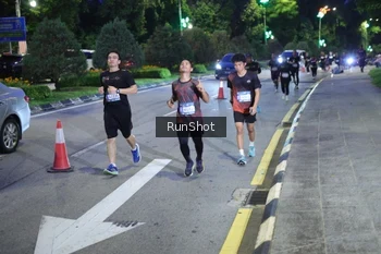 Runner Photo 4246908