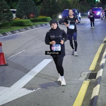 Runner Photo 4246956