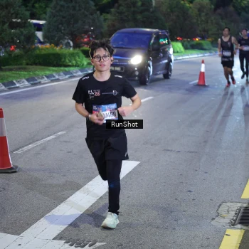 Runner Photo 4246973