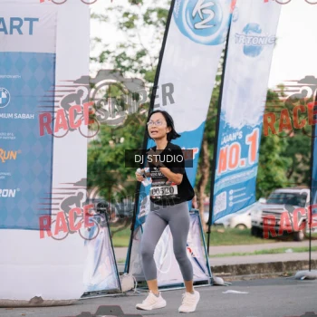 Runner Photo 424700
