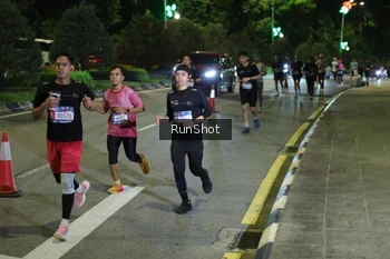 Runner Photo 4247057