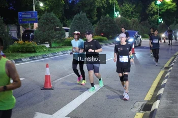 Runner Photo 4247064