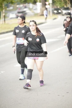 Runner Photo 4247075