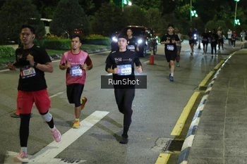 Runner Photo 4247084