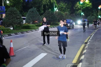 Runner Photo 4247085