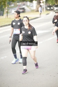 Runner Photo 4247087