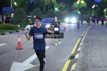 Runner Photo 4247091