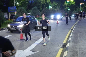 Runner Photo 4247101