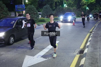 Runner Photo 4247102