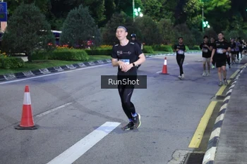 Runner Photo 4247109