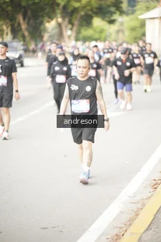 Runner Photo 4247110